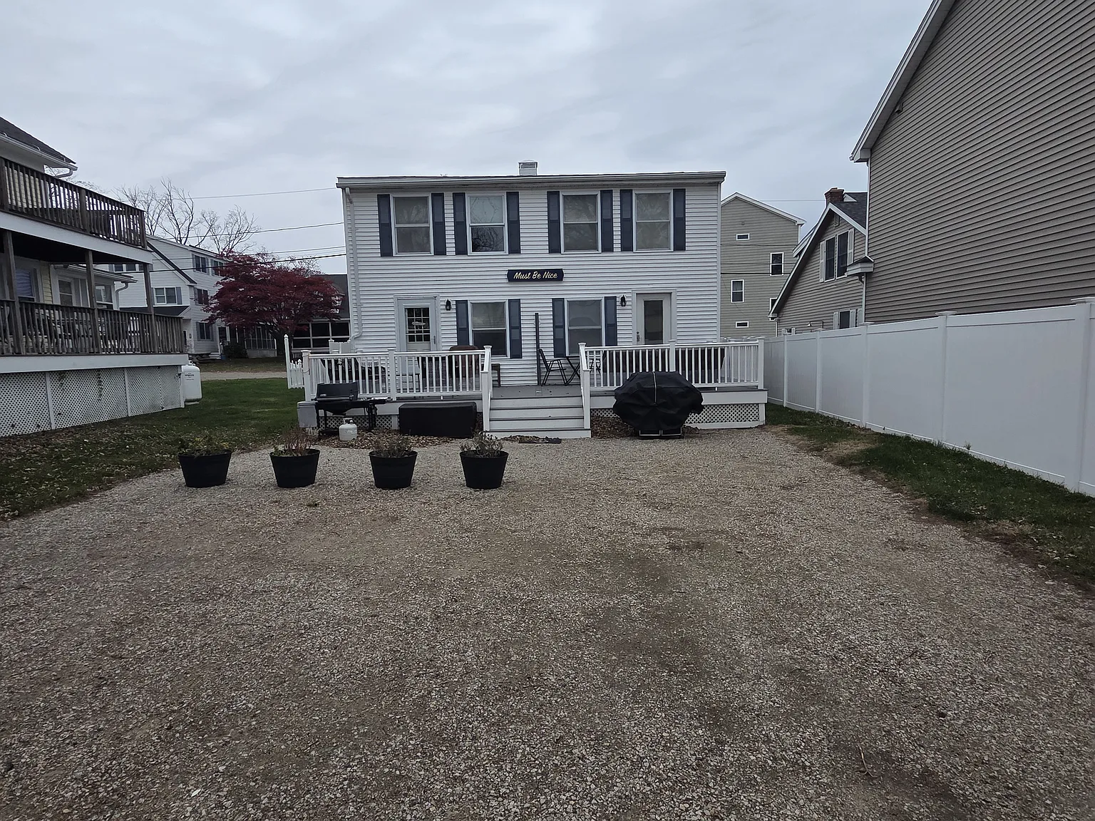 326 Long Sands Rd — Photo 1
