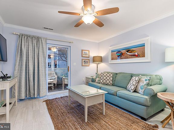 5th image of 3600 Sanibel Cir Unit 3604