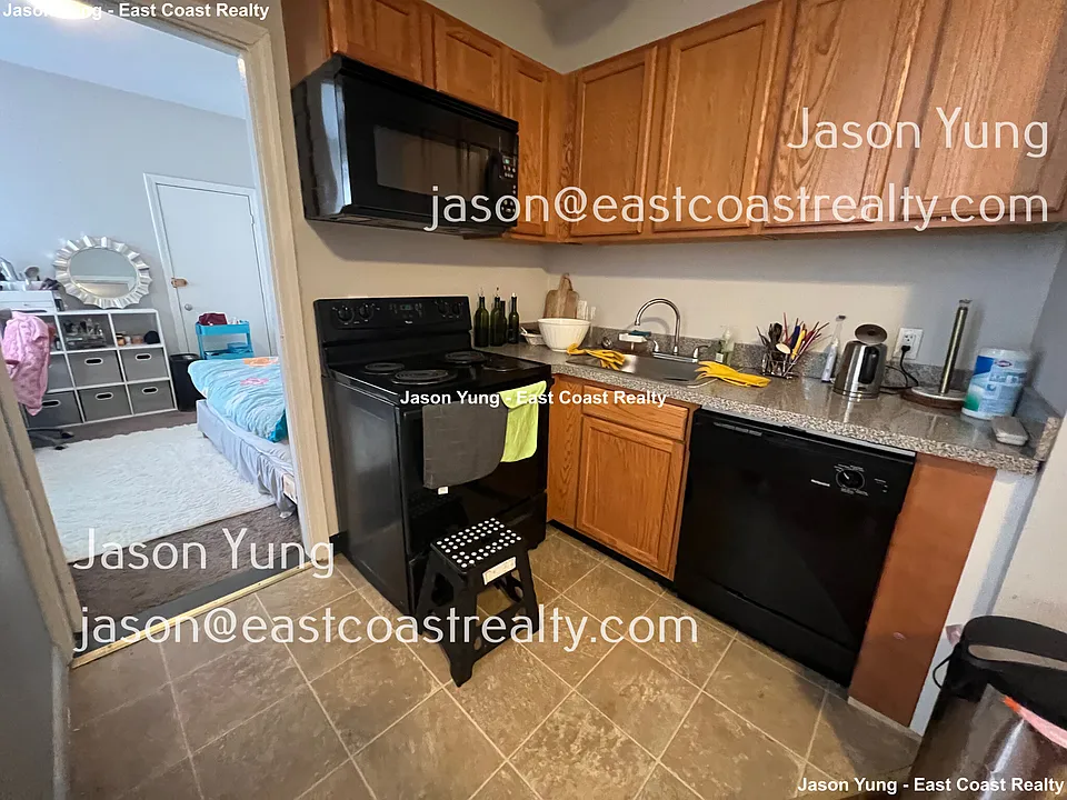 1132 Commonwealth Ave #7