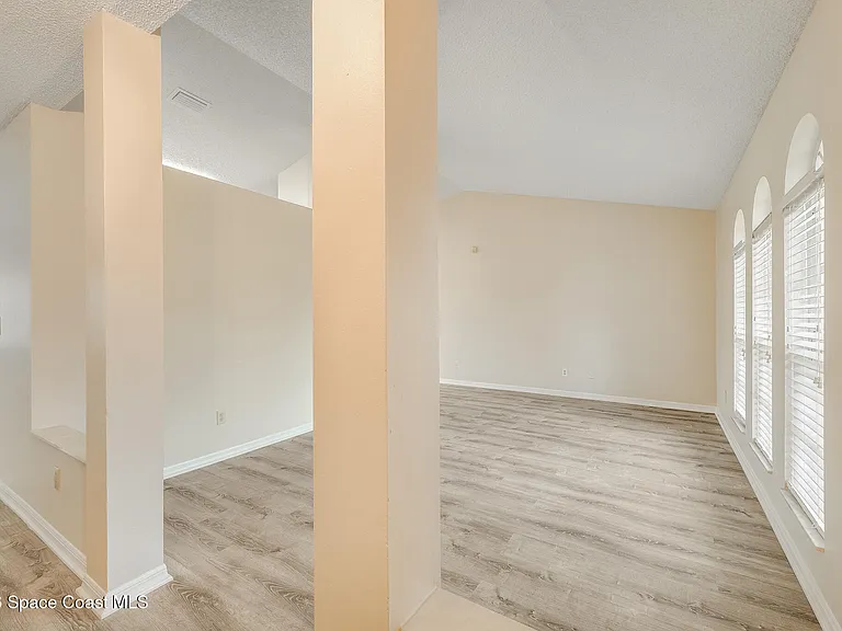 2540 Wild Wood Dr — Photo 5