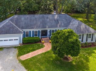 449 Keith Ave, Kilmarnock, VA 22482