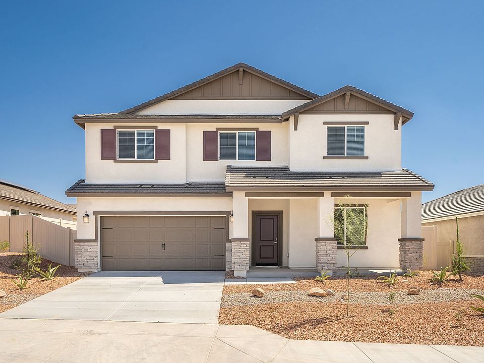 Gorgeous home with 5 bedrooms, including one downstairs, and a loft