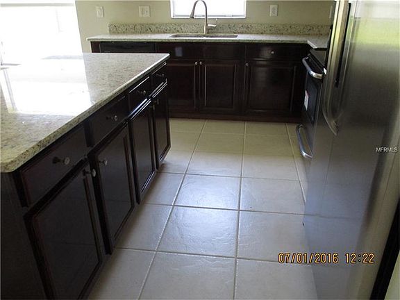 3rd image of 8119 Alamosa Wood Ave