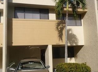 1610 Cypress Pointe Dr, Pompano Beach, FL 33071