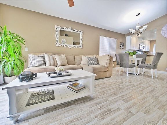 4th image of 14257 Weeping Willow Ln