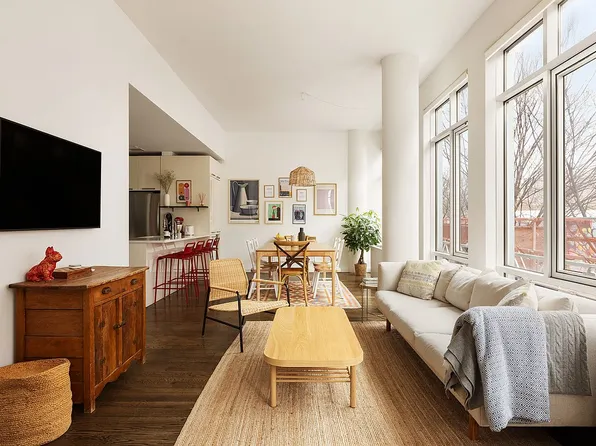 101 N 5th St APT 2A, Brooklyn, NY 11249