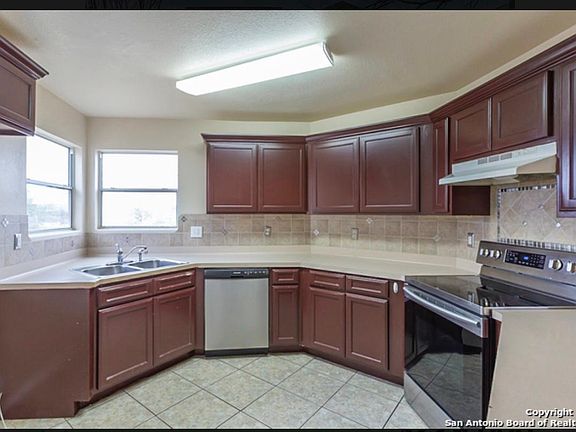 3rd image of 9626 Sekula Dr