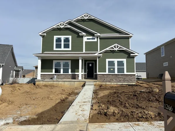 1266 Hanging Rock Dr, Mooresville, IN 46158