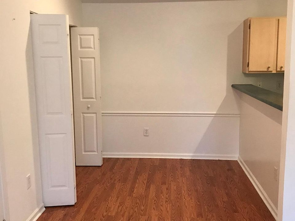 2nd image of 188 Midland Pkwy APT 524