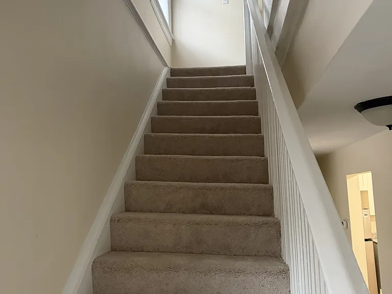 910 Colonial Ave #B — Photo 8