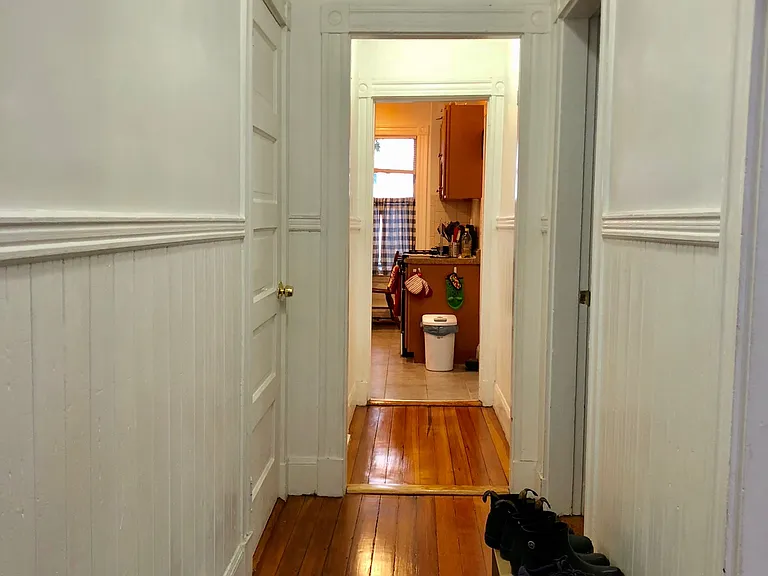 104 Pine St #1 — Photo 9