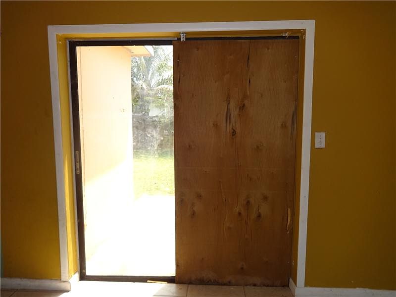 2nd image of 28713 SW 147th Pl