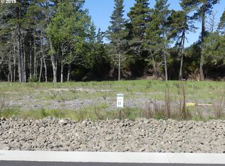 11 Caddington Ln, Florence, OR 97439
