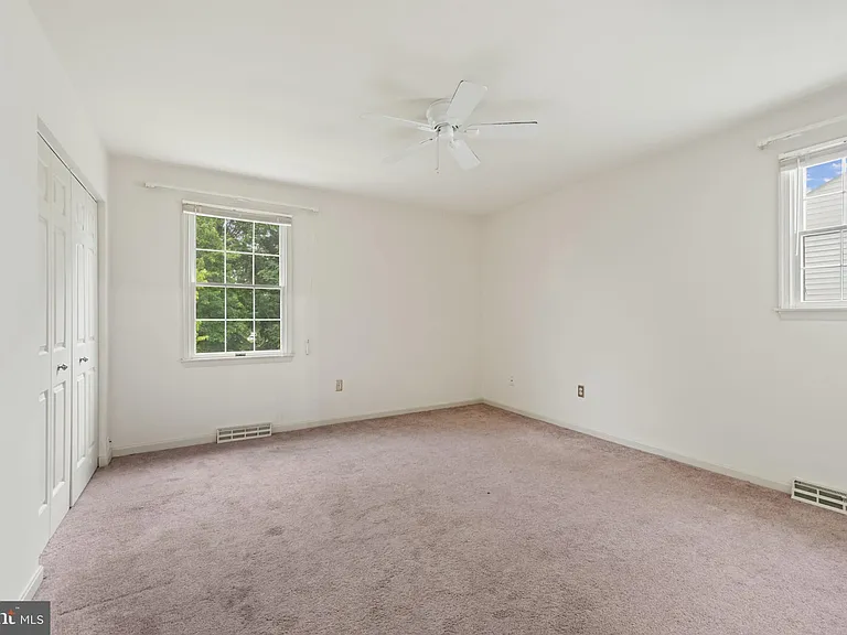 2001 Vista Ln — Photo 17