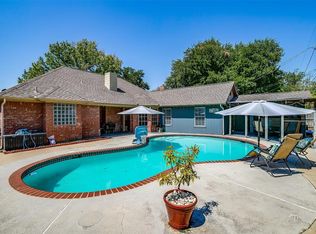 736 Bryan Dr, Burleson, TX 76028