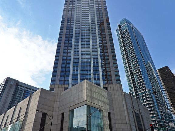 2nd image of 512 N McClurg Ct APT 5509