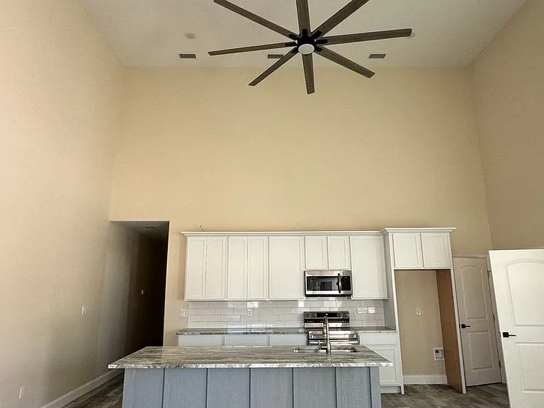 1318 Johnson Bend Rd #1 — Photo 5