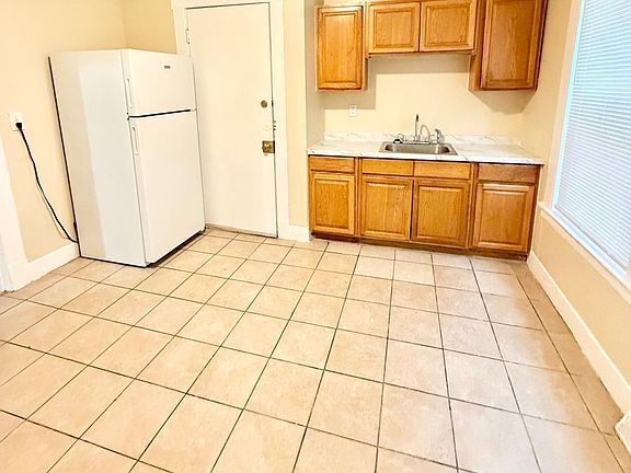 2nd image of 395 Sherman Ave APT 1