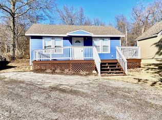 140 T St, Lake Lotawana, MO 64086