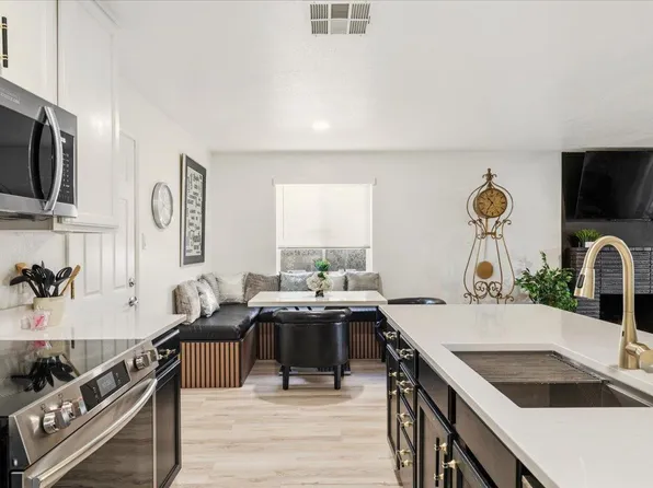 5844 Sharps Cir, Carmichael, CA 95608