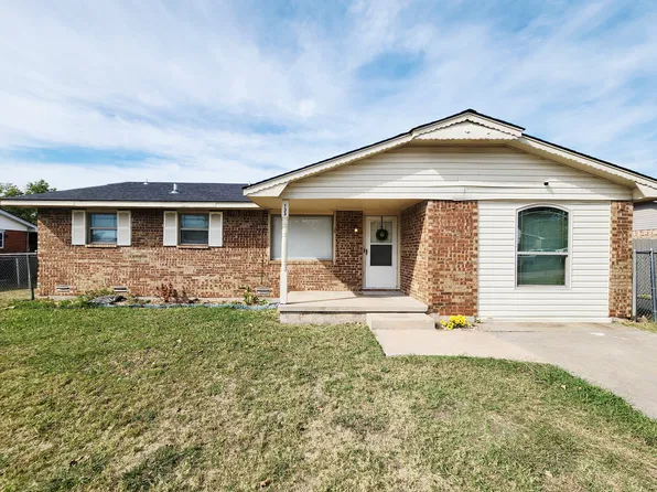 133 SW 68th St, Lawton, OK 73505