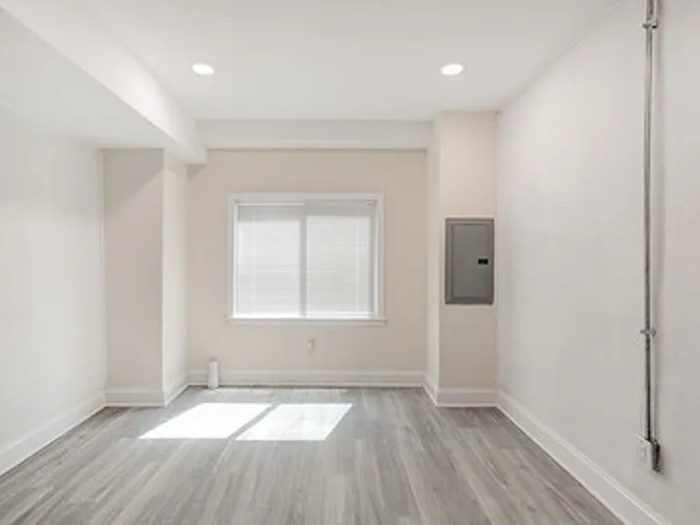 513 Cobbs Creek Parkway — Photo 37