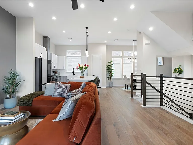 1410 Milby St #C — Photo 15