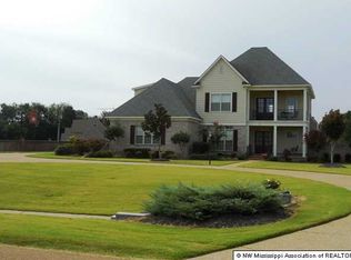 107 Taylor Ridge Dr, Senatobia, MS 38668