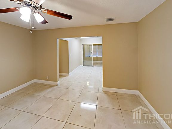 3rd image of 1416 SE 3rd Ter #1