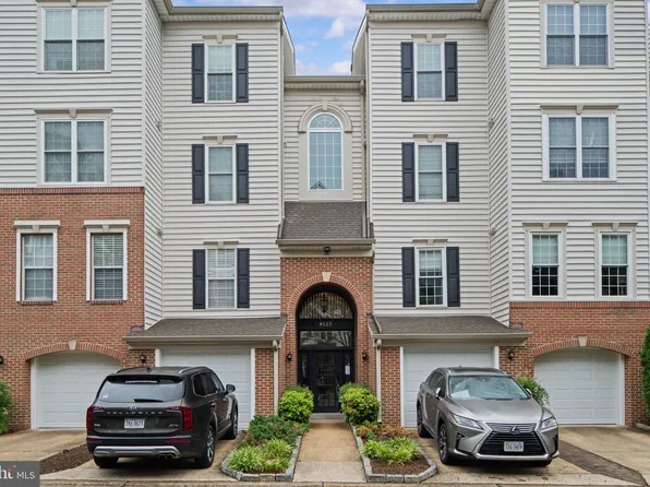 4669 Lawton Way APT 104, Alexandria, VA 22311