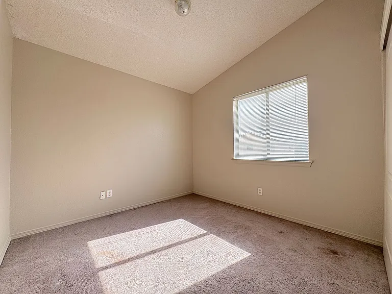 14064 Tierra Halcon Dr — Photo 21