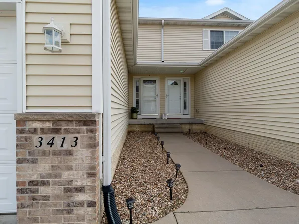 3413 Crown Ct, Waterloo, IA 50702