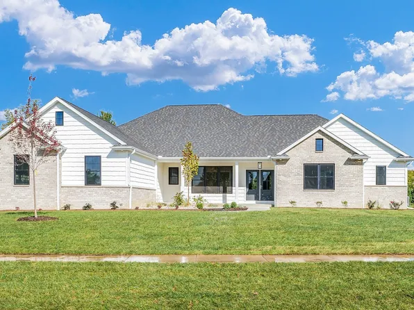 200 Constitution Blvd, Monticello, IL 61856