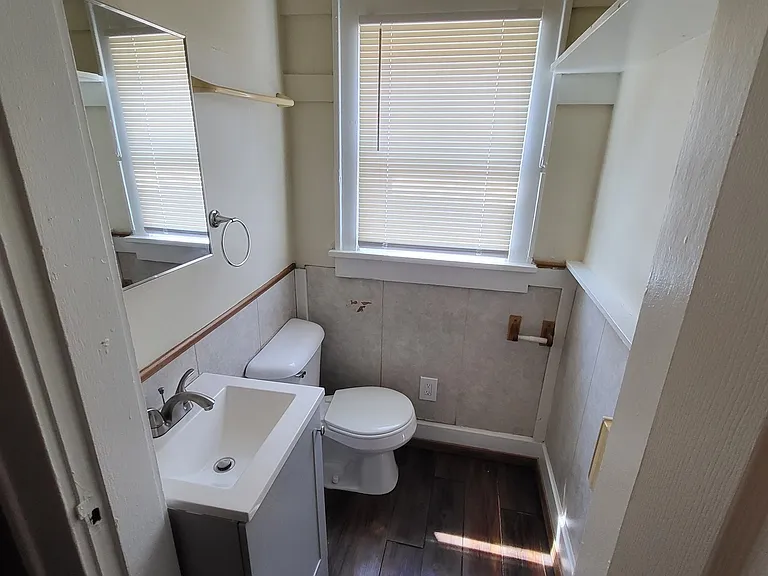 323 N Rural St — Photo 10