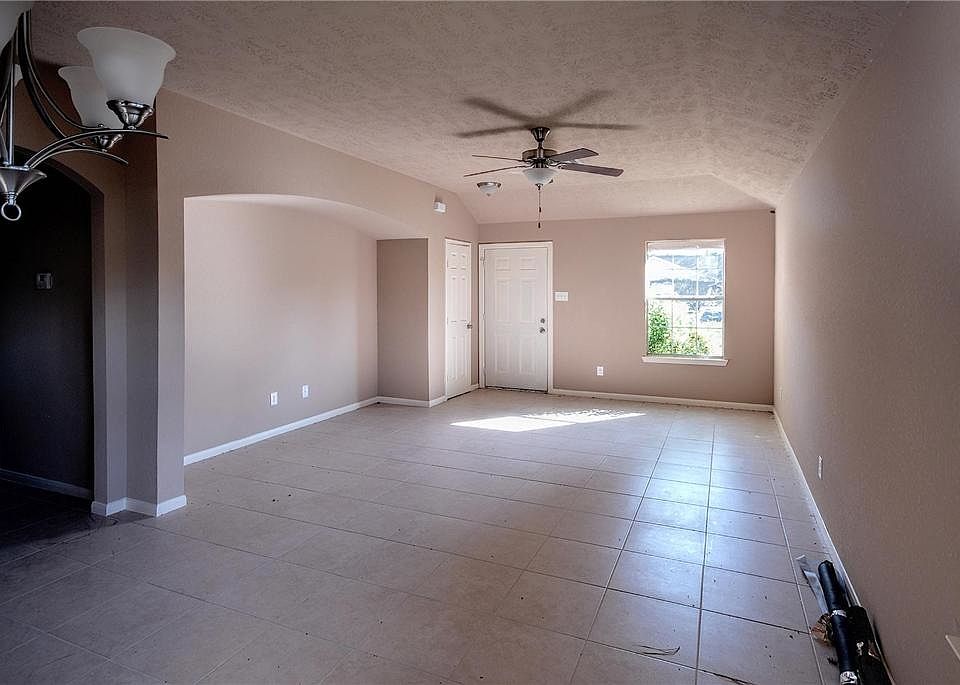 2nd image of 9803 Kerry Glen Ln