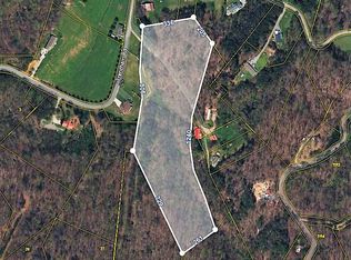 Trentham Rd, Newport, TN 37821