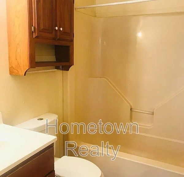 1225 S Lee Ave #A — Photo 7