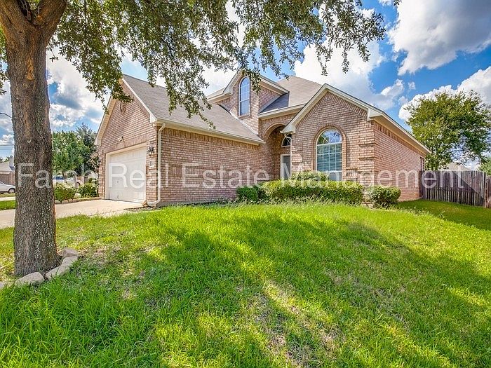 1st image of 5924 Silver Sage Ln