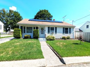 37 Chandler Ave, Pawtucket, RI 02860