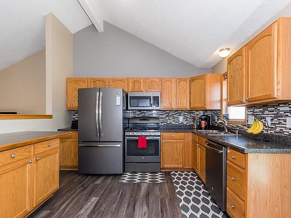 4th image of 3133 SW Townpark Dr