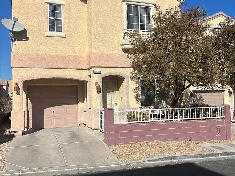 10600 Cold Mountain Ave — Photo 2