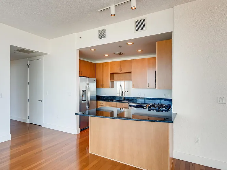 The Vue — Photo 15