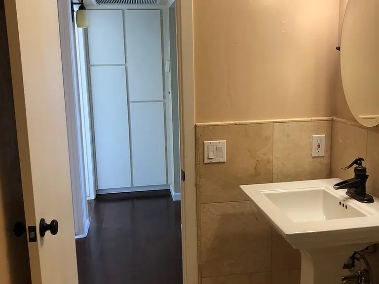 500 Glenwood Cir #230 — Photo 11
