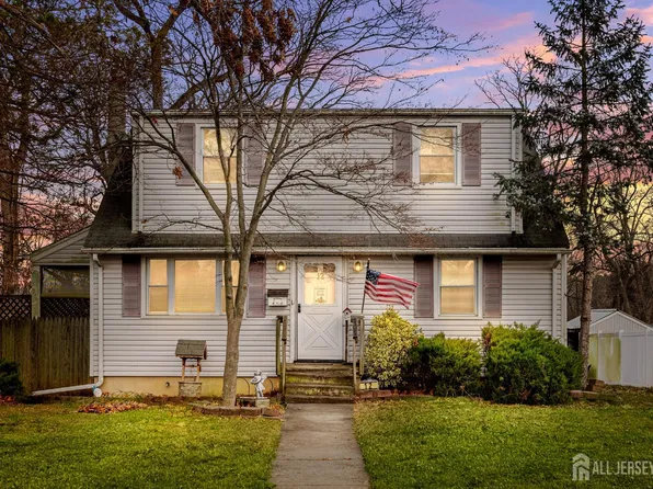 12 Brookside Rd, Spotswood, NJ 08884