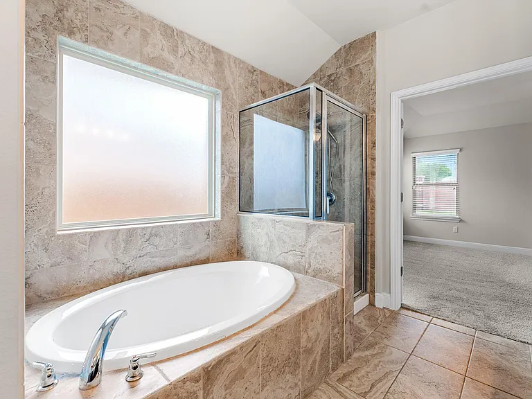 1104 Chad Dr — Photo 26