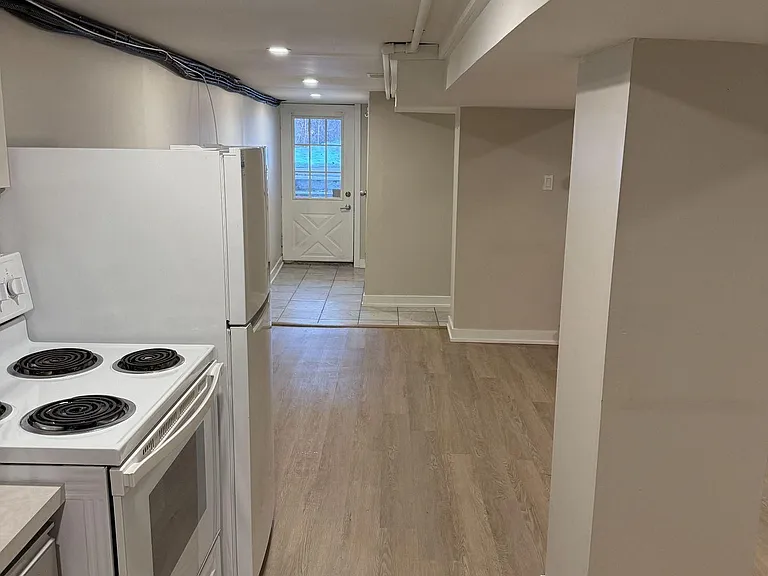 20 Birch Ave #3 — Photo 3