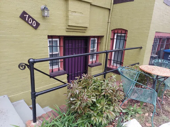 700 8th St NE, Washington, DC 20002
