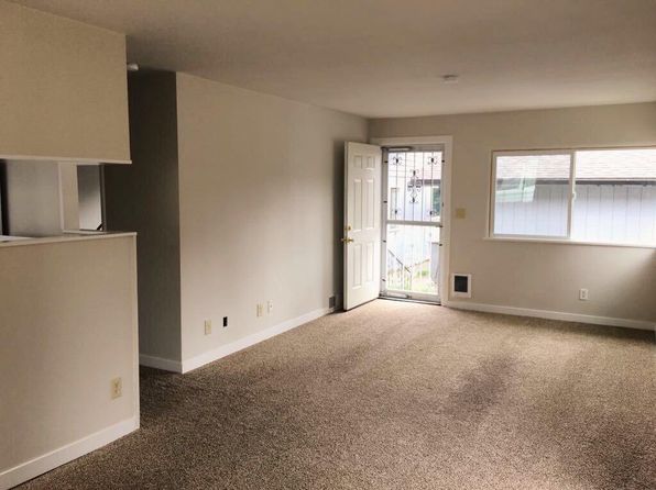 313 Williams Ave N #B