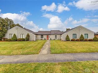 2747 Red Coach Dr, Springfield, OH 45503