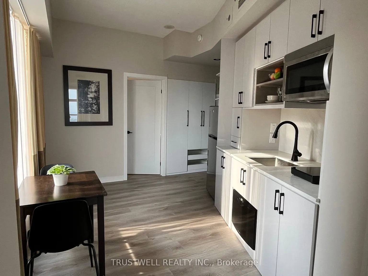 1 bed, $2,350 — Photo 3